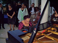La pianiste Micheline Laudun Denis