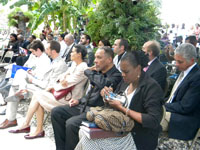 La rangée des officiels La rangée des officiels
