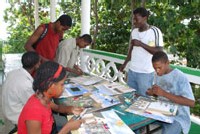 Jeunes au travail avec Casseus, Mairie de Jacmel Jeunes au travail avec Casseus, Mairie de Jacmel
