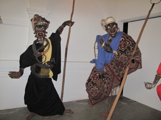 Sculptures installations de Joseph-Francis Sumégné