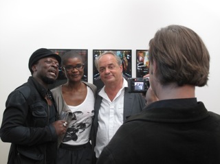 Pascale Marthine Tayou, plasticien (Cameroun) et le commissaire createur de Revue Noire : Jean Loup Pivin Pascale Marthine Tayou, plasticien (Cameroun) et le commissaire createur de Revue Noire : Jean Loup Pivin