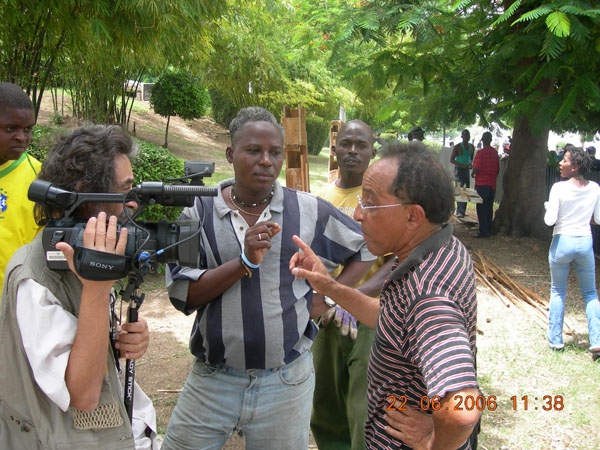 L’équipe de tournage de la MINUSTAH et l’équipe d’AfricAméricA