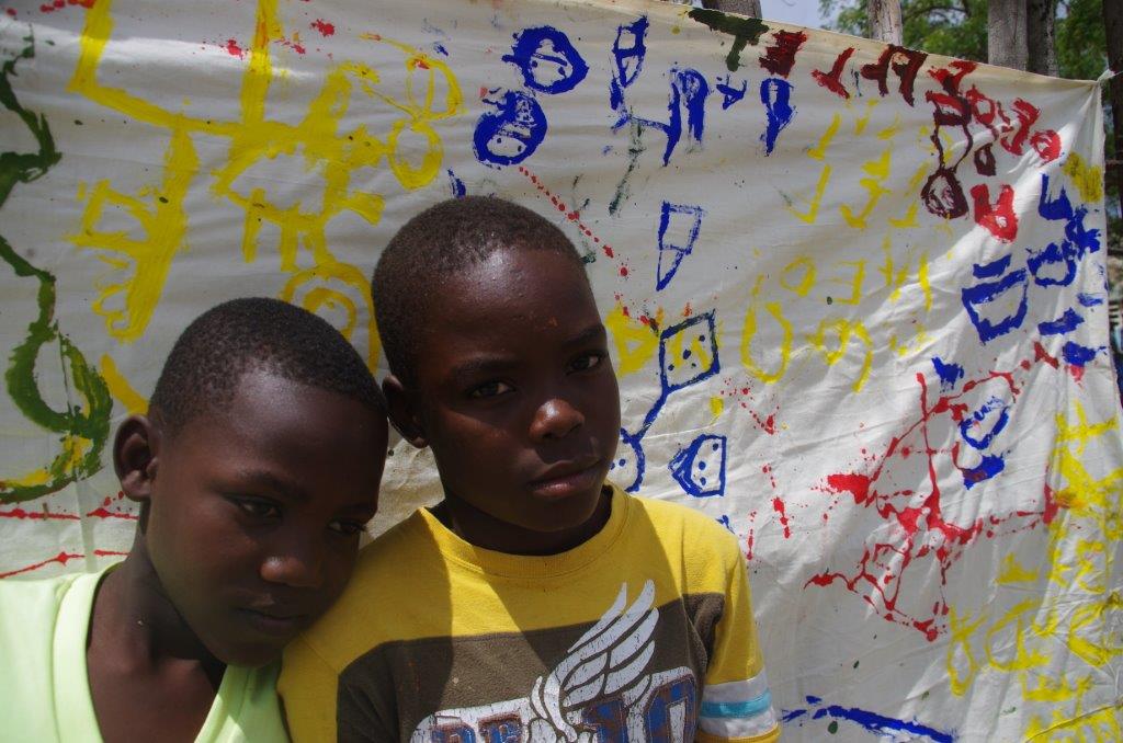 gal-3072996 gal-3072996