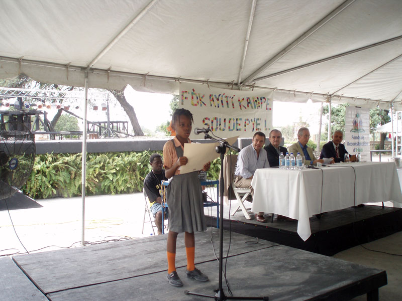 Student speaker.jpg Student speaker.jpg