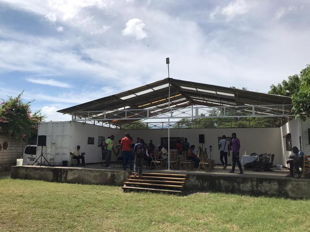 6eaf7e03-4b07-4f26-949a-ece2ef6323df 1 6eaf7e03-4b07-4f26-949a-ece2ef6323df 1