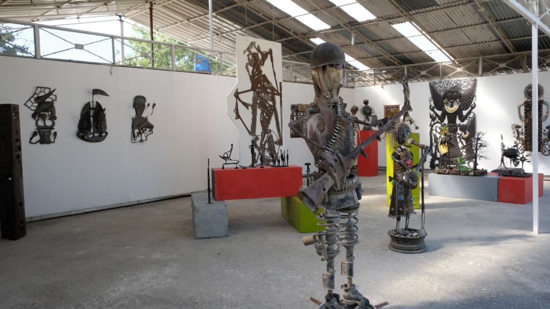 a7012a02-8603-46a8-ae05-4fa0cdf47fad a7012a02-8603-46a8-ae05-4fa0cdf47fad