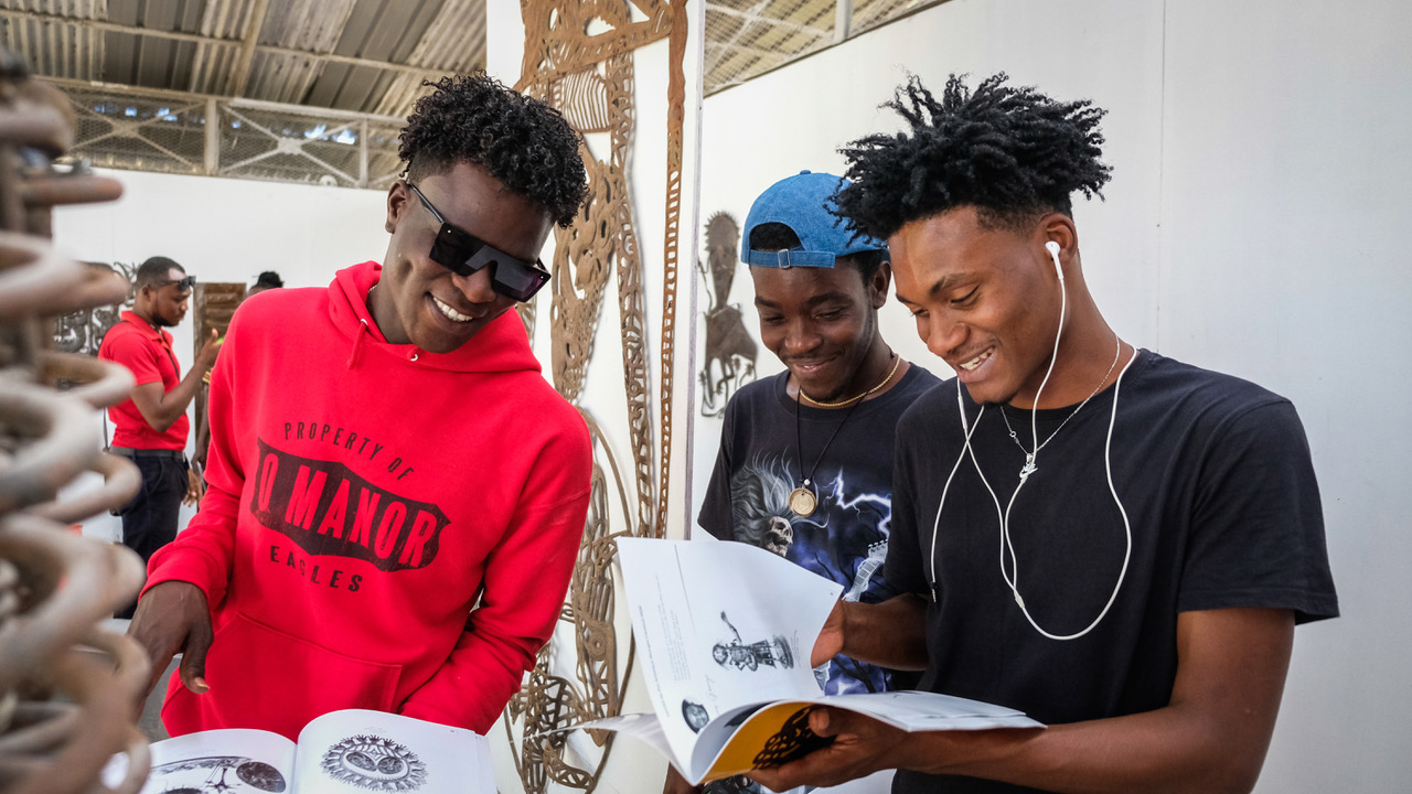 3152EF0F-63F2-40CE-A94B-F6A612DC41C9 3152EF0F-63F2-40CE-A94B-F6A612DC41C9