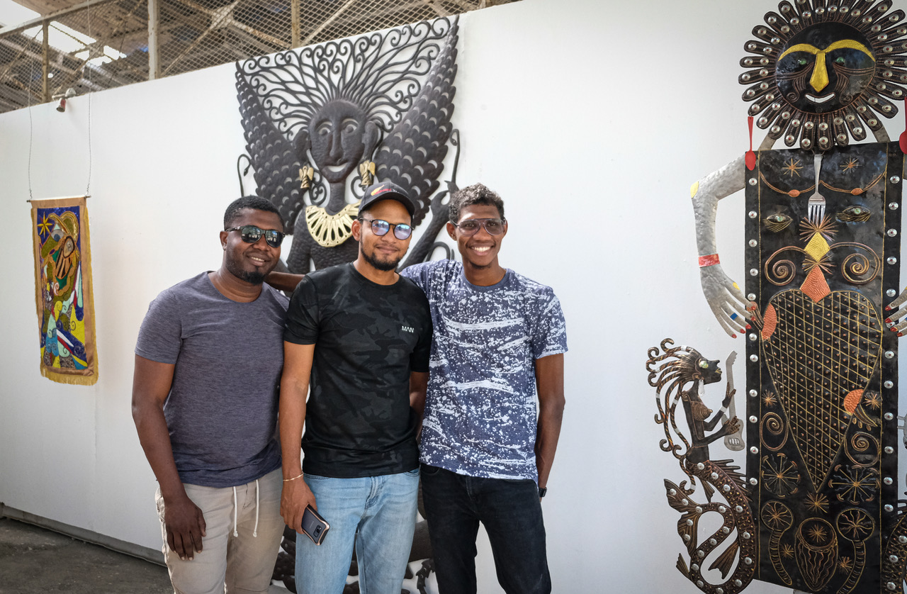 34E1121D-BE50-442B-87AE-7EF67DD329AC 34E1121D-BE50-442B-87AE-7EF67DD329AC