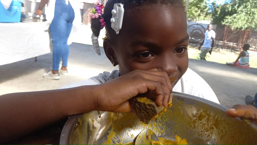 6b8bd7bb-5574-4604-bb97-c21107e11a3e 6b8bd7bb-5574-4604-bb97-c21107e11a3e