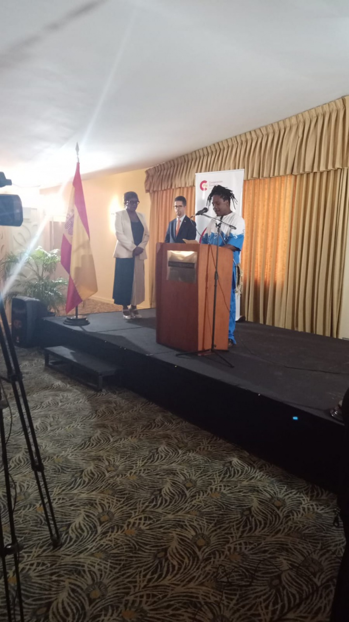 PHOTO-2022-05-17-12-29-12 PHOTO-2022-05-17-12-29-12