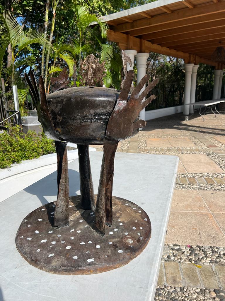 PHOTO-2023-04-13-21-42-23 PHOTO-2023-04-13-21-42-23