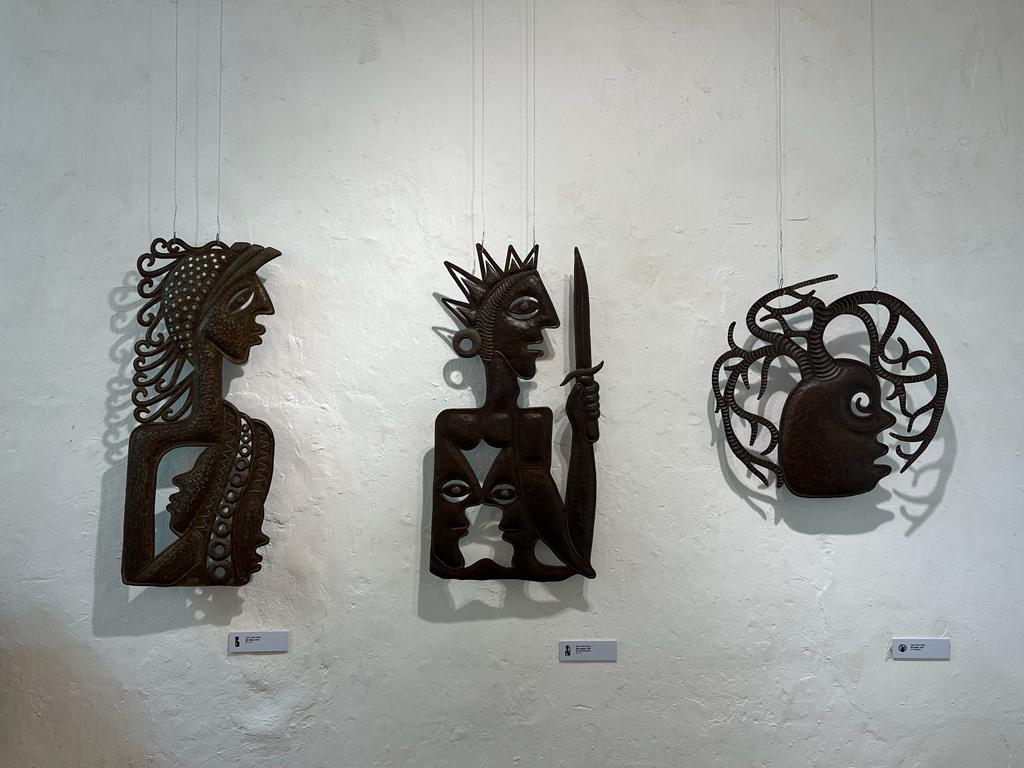 76c02464-7f35-4957-aedb-01fc460455cd 76c02464-7f35-4957-aedb-01fc460455cd