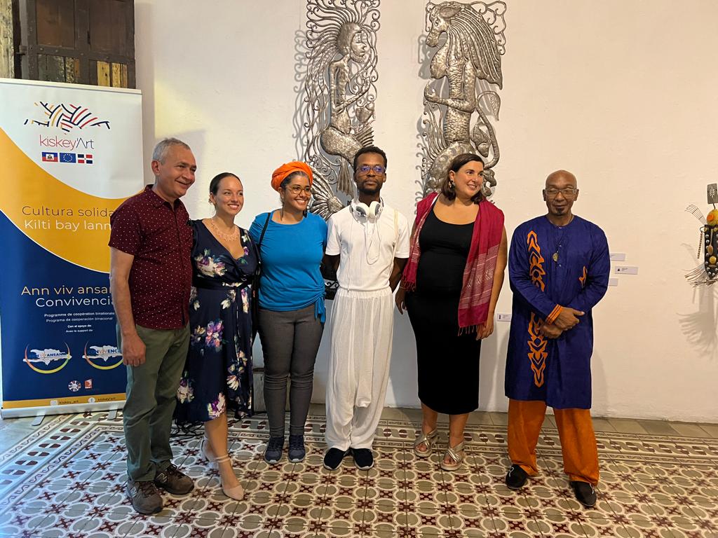 876bebe7-e099-4c58-8a17-17148d8f26f7 876bebe7-e099-4c58-8a17-17148d8f26f7