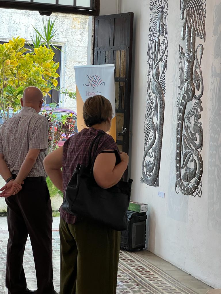 c0b5c541-53c6-4545-bf09-da5de388bb06 c0b5c541-53c6-4545-bf09-da5de388bb06