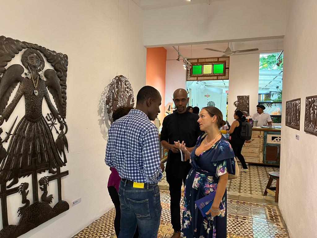 e2e0be68-56f6-4552-bb19-6787769259cb e2e0be68-56f6-4552-bb19-6787769259cb