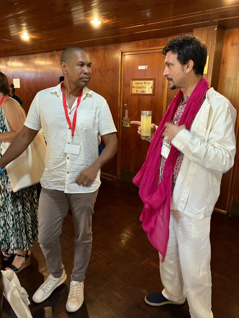 f9ec6f40-51c2-4c43-8098-c7cc65ca630a f9ec6f40-51c2-4c43-8098-c7cc65ca630a