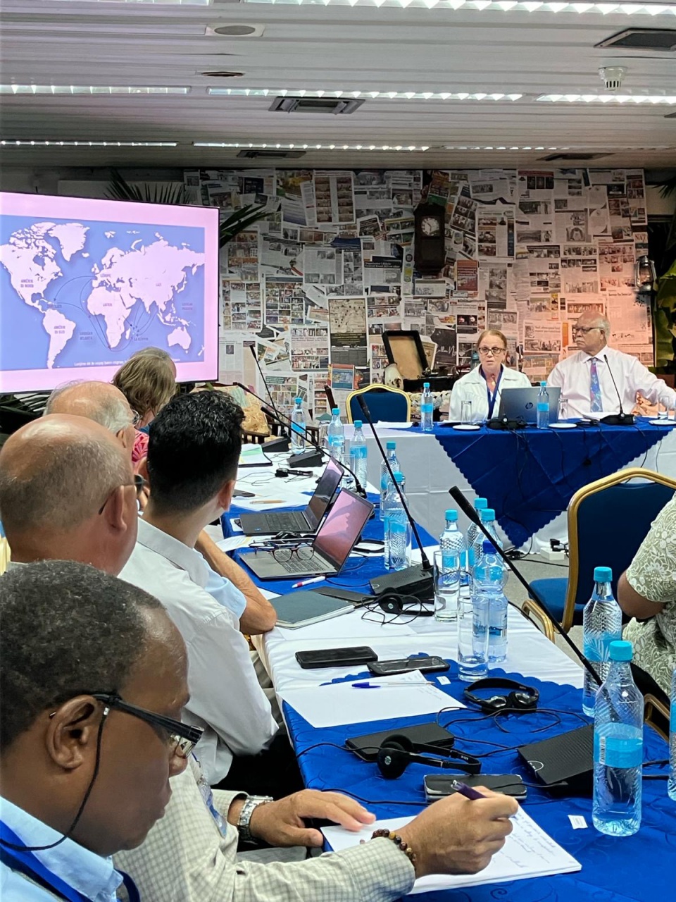 d8d178f3-81a5-4e25-b02f-f2f763020a79 d8d178f3-81a5-4e25-b02f-f2f763020a79