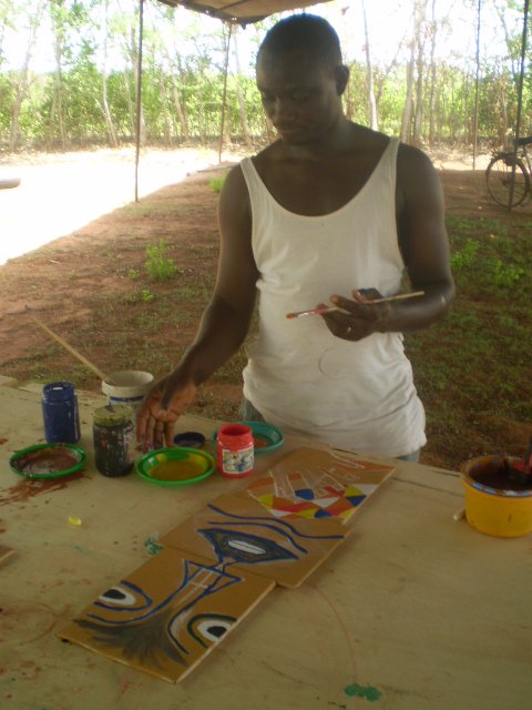 Début de la production à Ewole-8 - Peinture Début de la production à Ewole-8 - Peinture