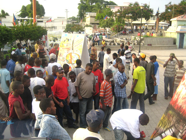 Peindre dans la ville - Place du Canapé Vert Peindre dans la ville - Place du Canapé Vert