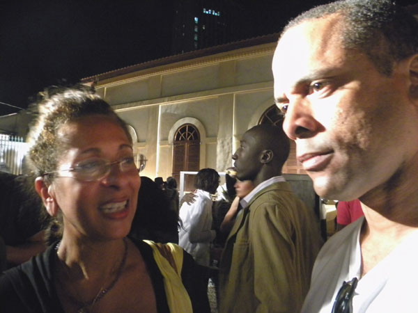 La commissaire Florence Alexis et Mario Benjamin au vernissage de l'IFS La commissaire Florence Alexis et Mario Benjamin au vernissage de l'IFS