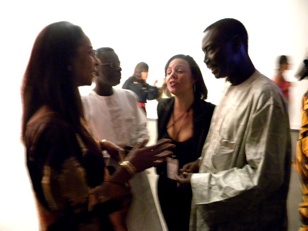 Ousseynou Wade, Secrétaire Général de la Biennale, présente les artistes Ousseynou Wade, Secrétaire Général de la Biennale, présente les artistes