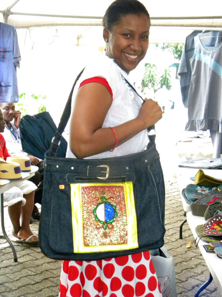 Les sacs à main confectionnés au Bel Air s'envolent comme des petits pains Les sacs à main confectionnés au Bel Air s'envolent comme des petits pains